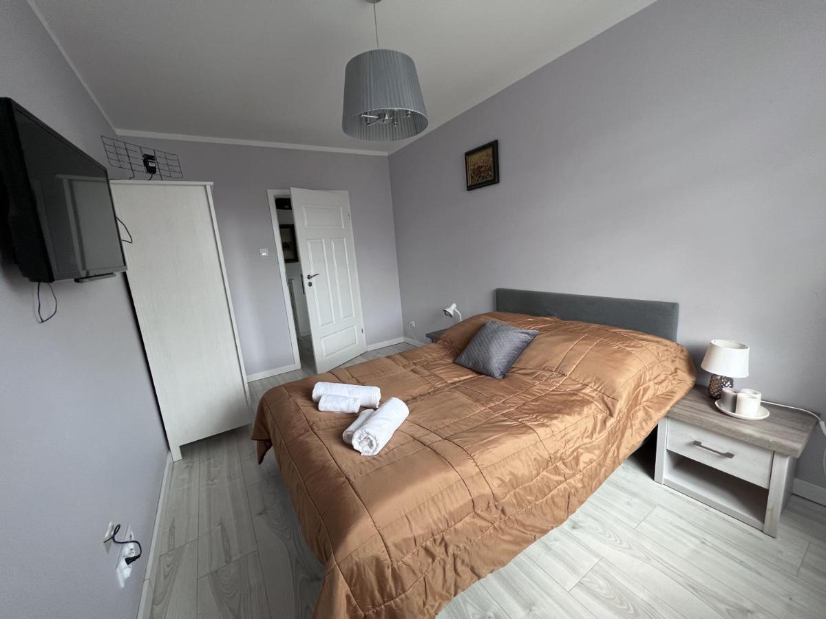 Apartament Z Tarasem Na Osiedlu Rakownica เยเลเนียกูรา ภายนอก รูปภาพ
