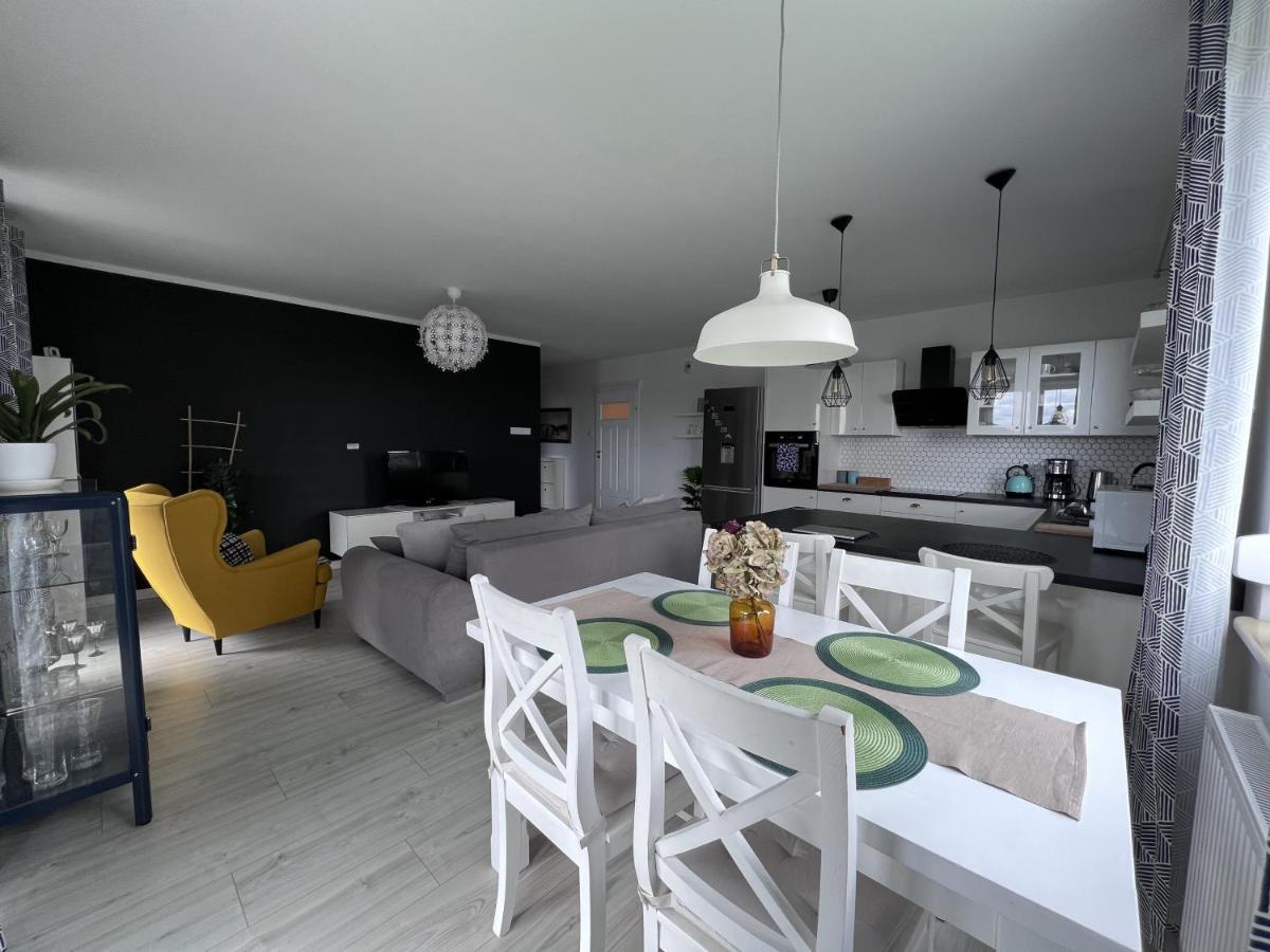 Apartament Z Tarasem Na Osiedlu Rakownica เยเลเนียกูรา ภายนอก รูปภาพ
