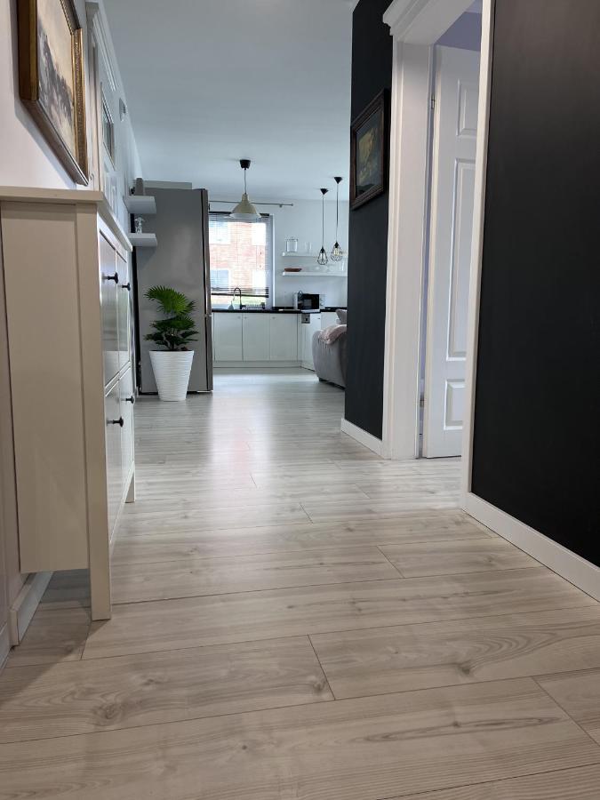 Apartament Z Tarasem Na Osiedlu Rakownica เยเลเนียกูรา ภายนอก รูปภาพ
