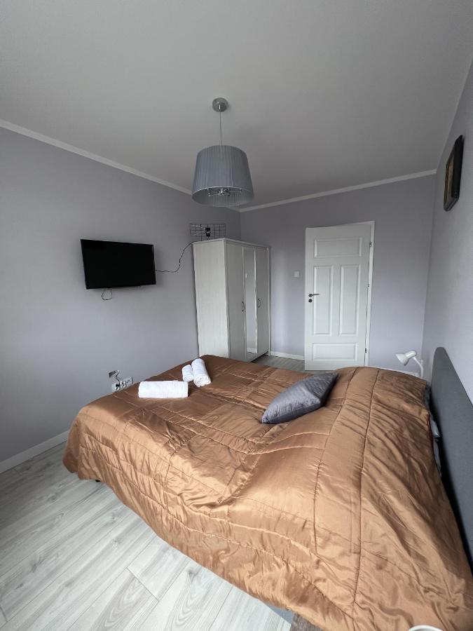 Apartament Z Tarasem Na Osiedlu Rakownica เยเลเนียกูรา ภายนอก รูปภาพ