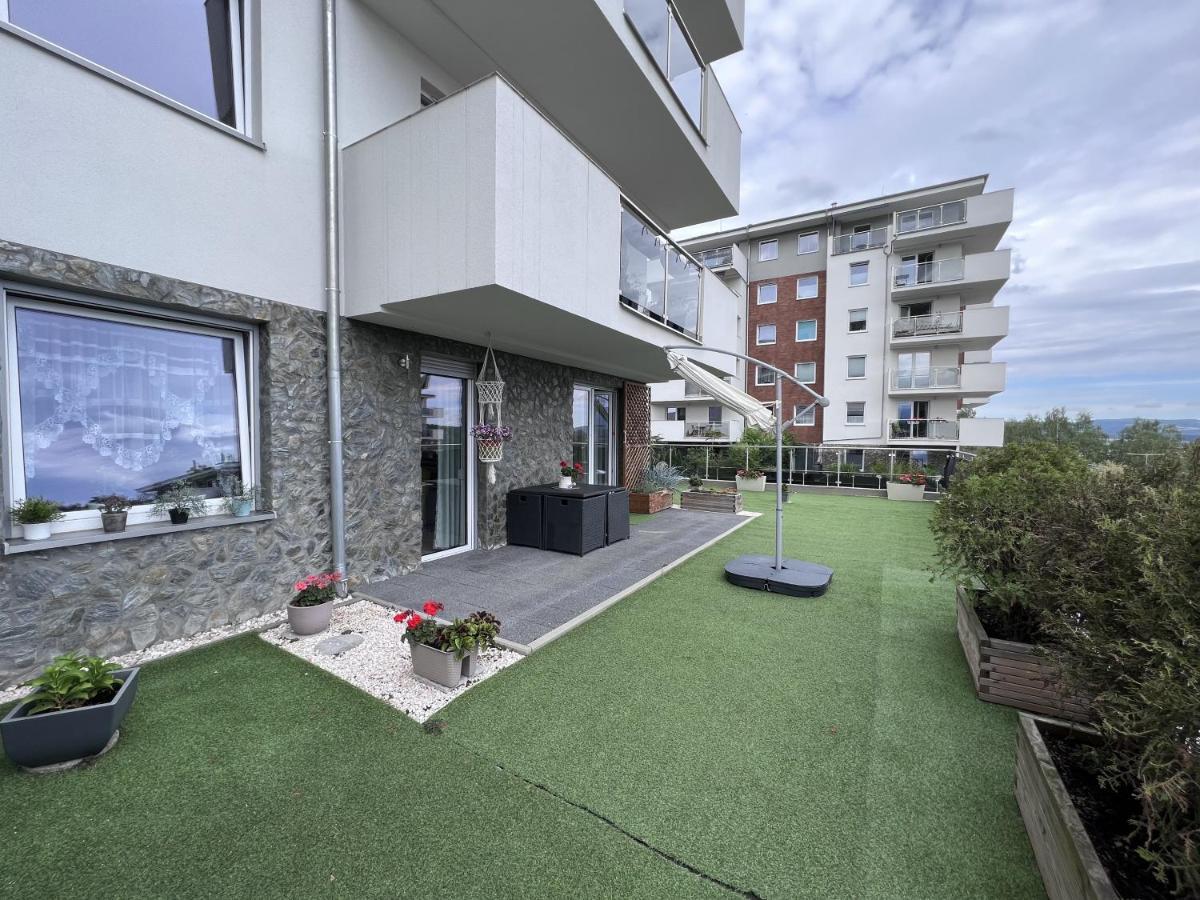 Apartament Z Tarasem Na Osiedlu Rakownica เยเลเนียกูรา ภายนอก รูปภาพ